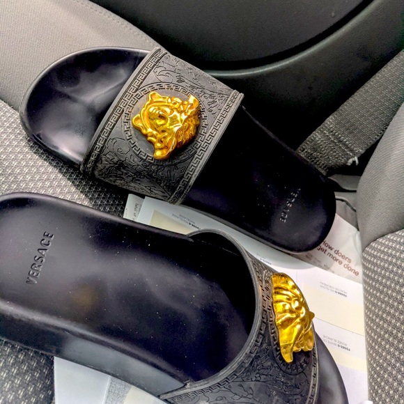 Versace sandals - Picture 1 of 1